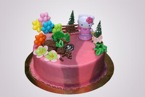 Tort z zabawkami Hello Kitty 